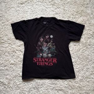 Stranger Things Netflix T-Shirt. Lived in. Size large Women’s.